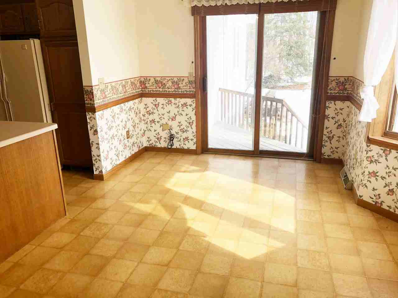 209 Greenwood Dr - Photo 6 of 24