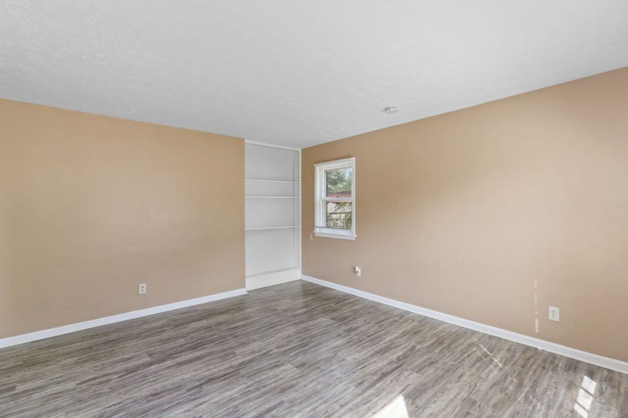 8210 Candelabrum Pl - Photo 6 of 18