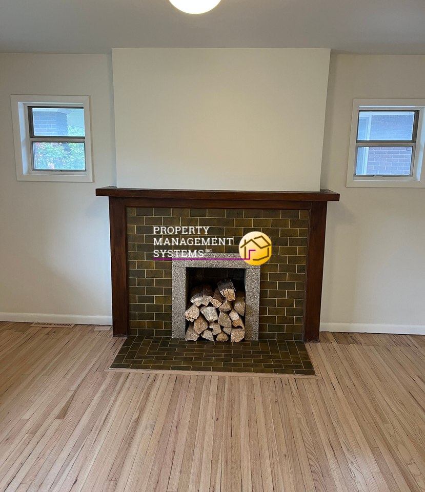 1136 E 1300 S - Photo 2 of 24