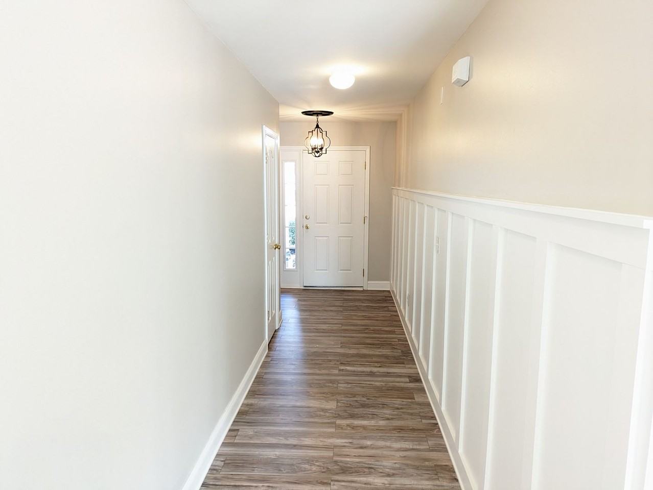 141 Golden Valley Dr - Photo 2 of 17