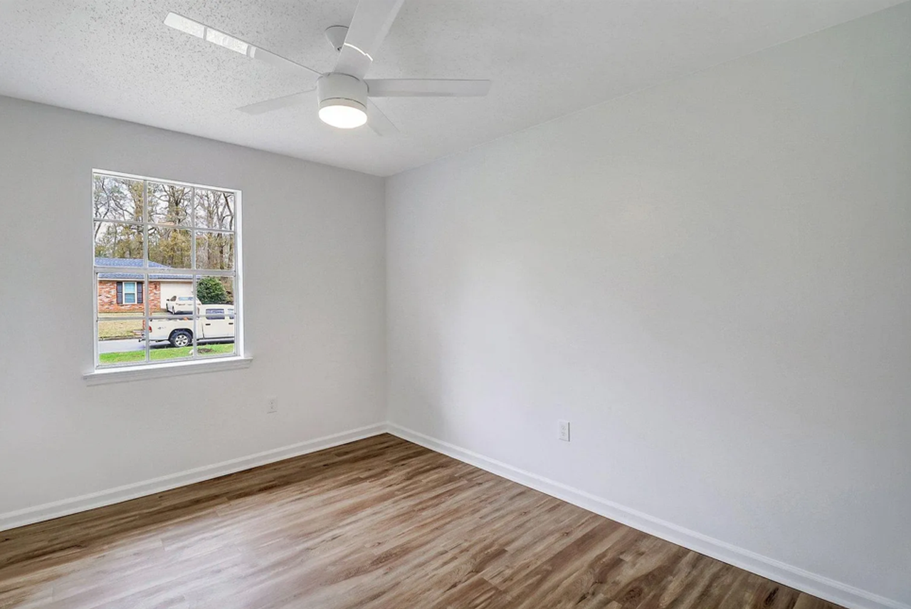 33 Beaver Run Dr - Photo 4 of 11