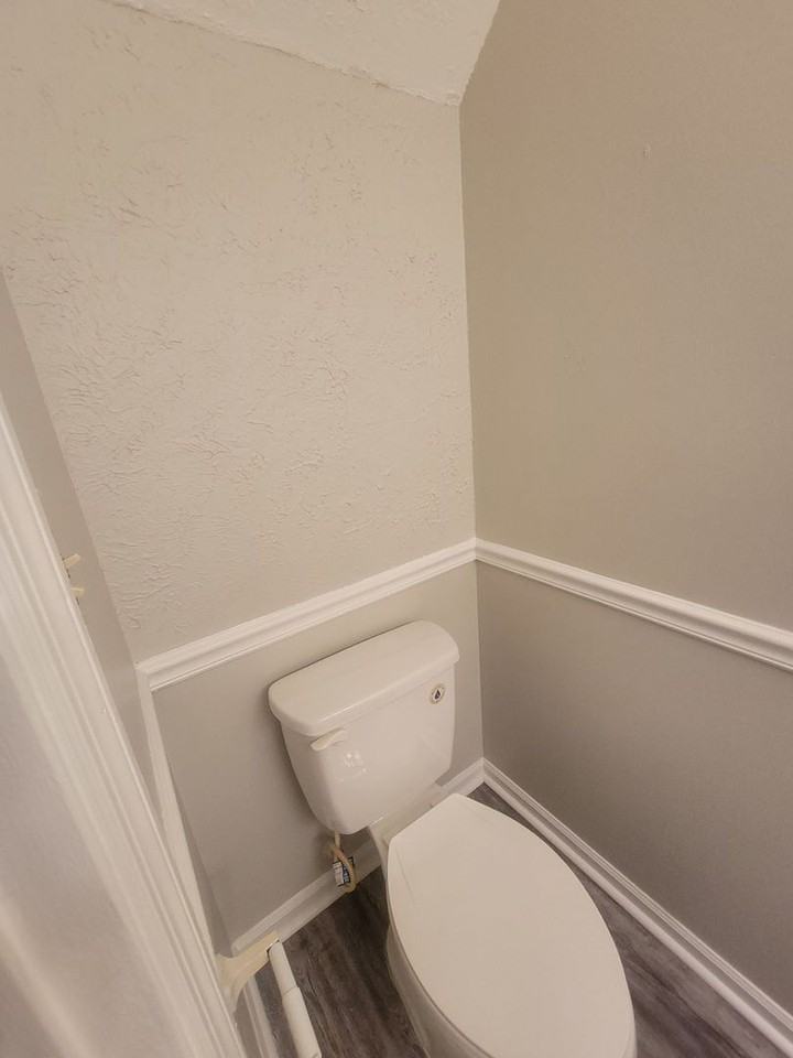 119 Chalet North Ct - Photo 6 of 19