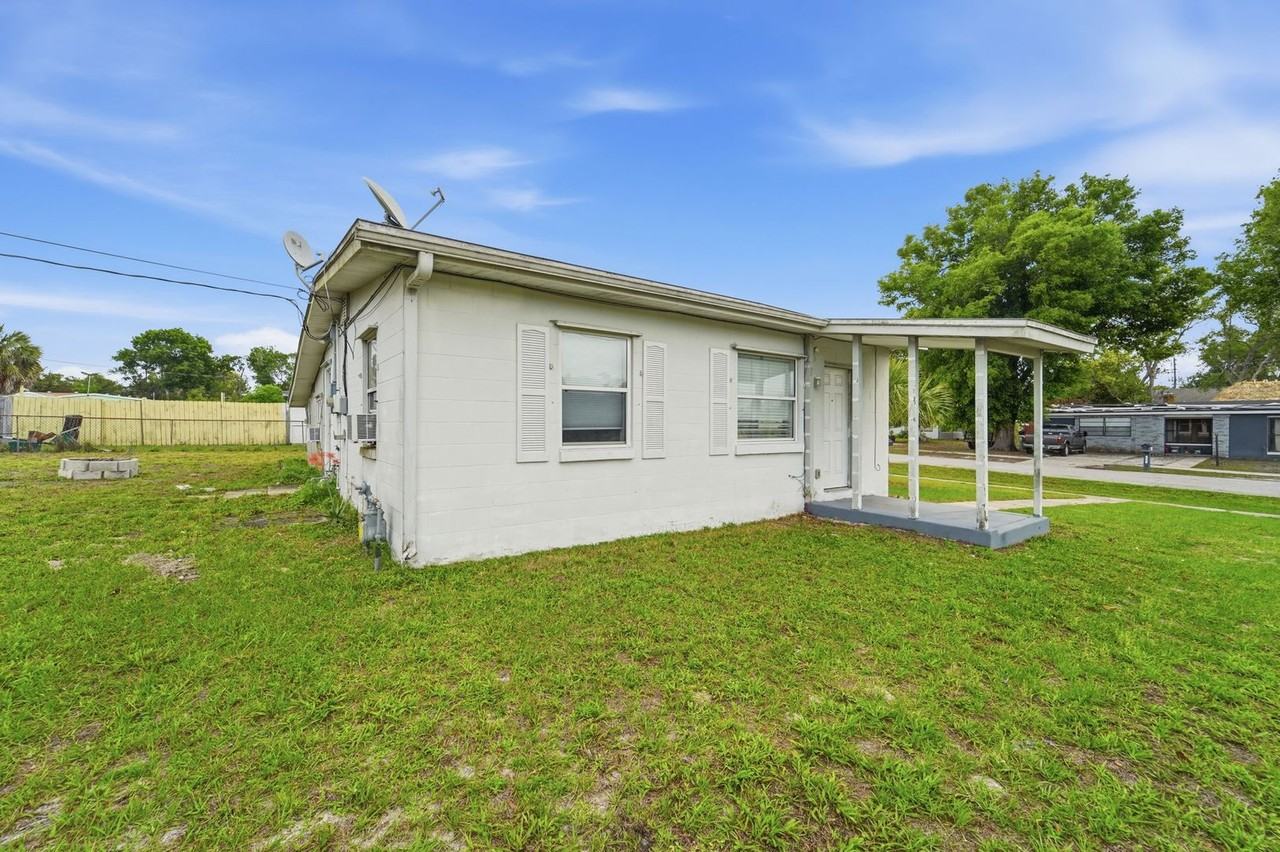 794 Crawford St - Photo 7 of 29