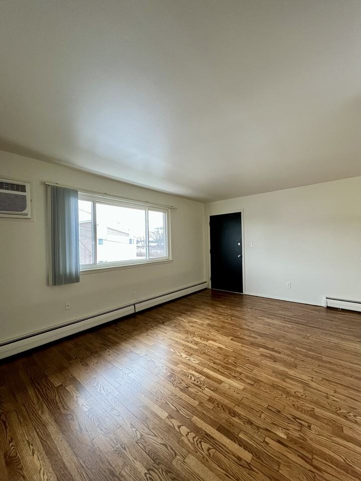 610 Harrison Blvd #46 - Photo 2 of 10