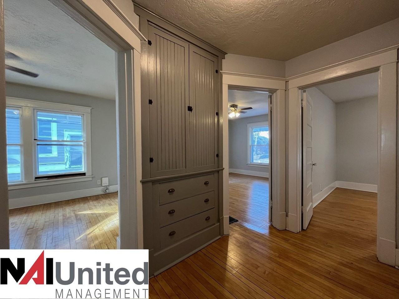 2630 Douglas St - Photo 2 of 8