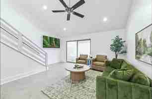 featured image of 113A Oak Plains Aly