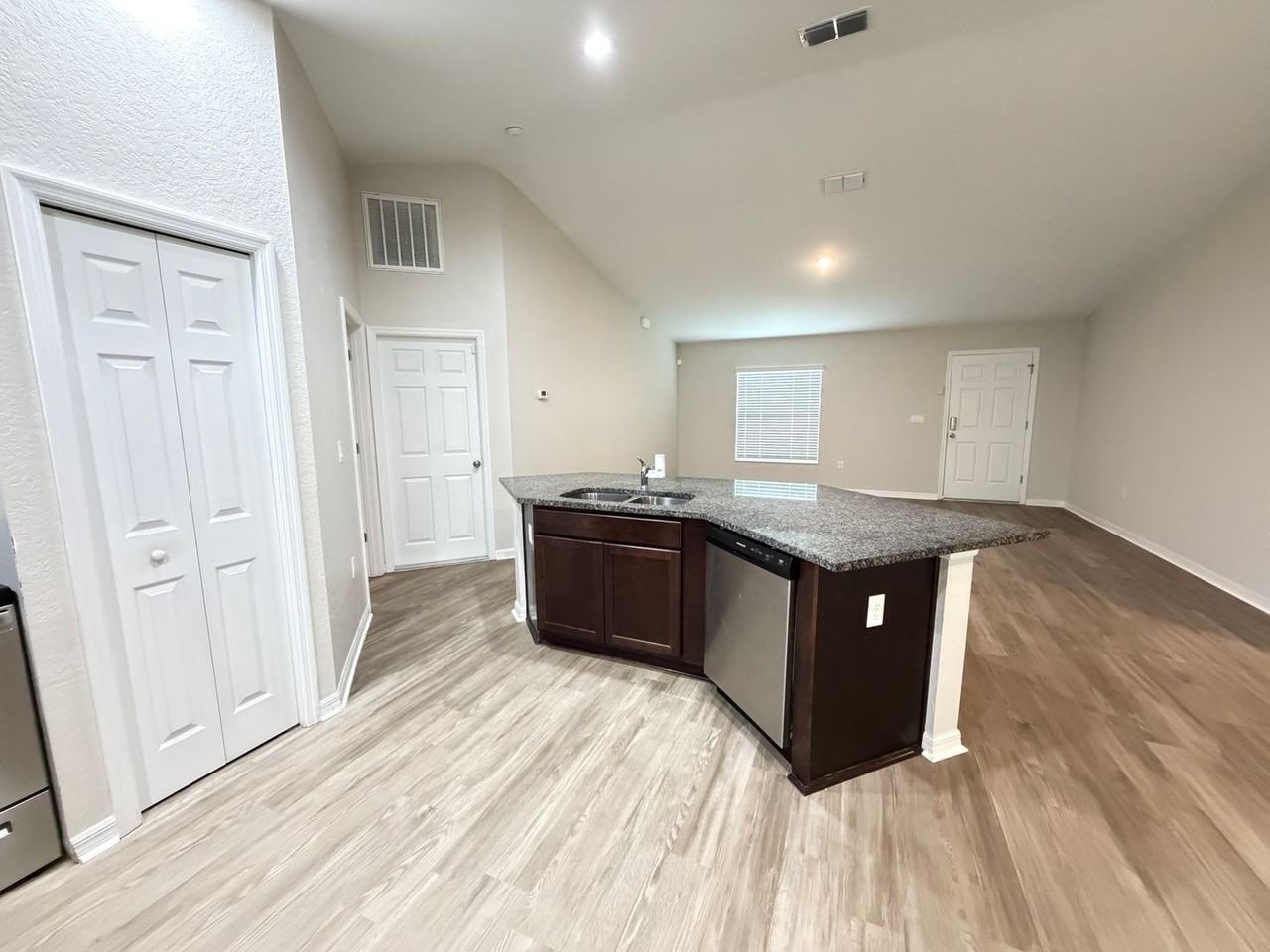 2 Bahia Court Run - Photo 7 of 24