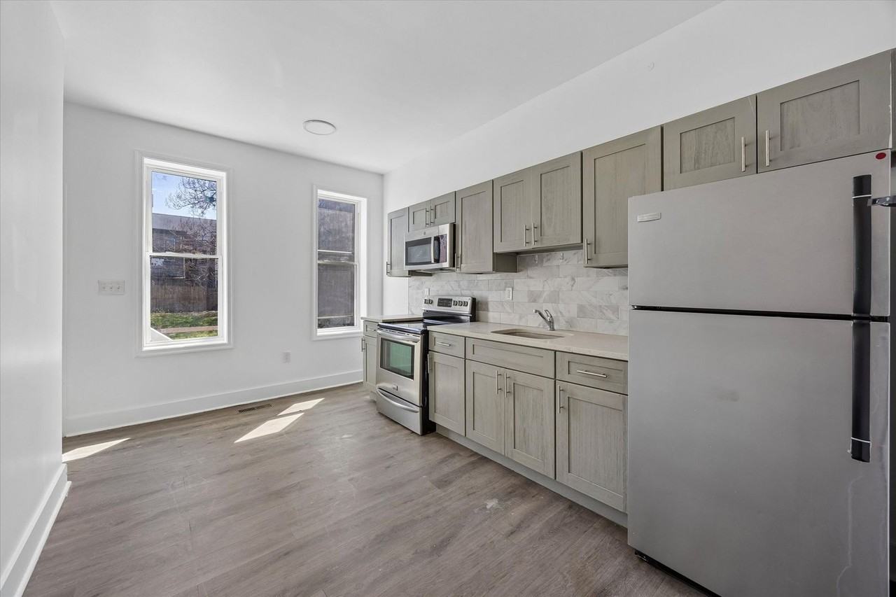 2366 N Bouvier St - Photo 2 of 12