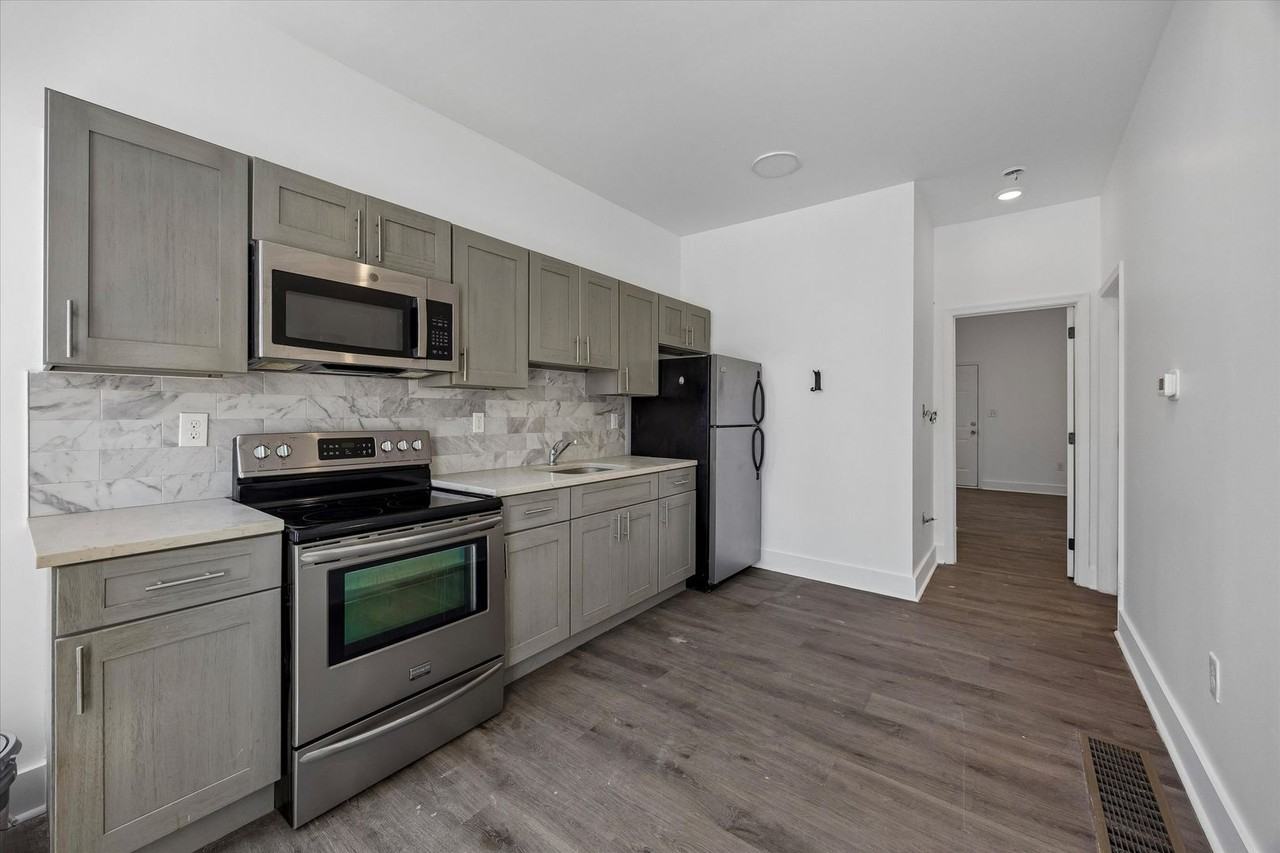 2366 N Bouvier St - Photo 3 of 12