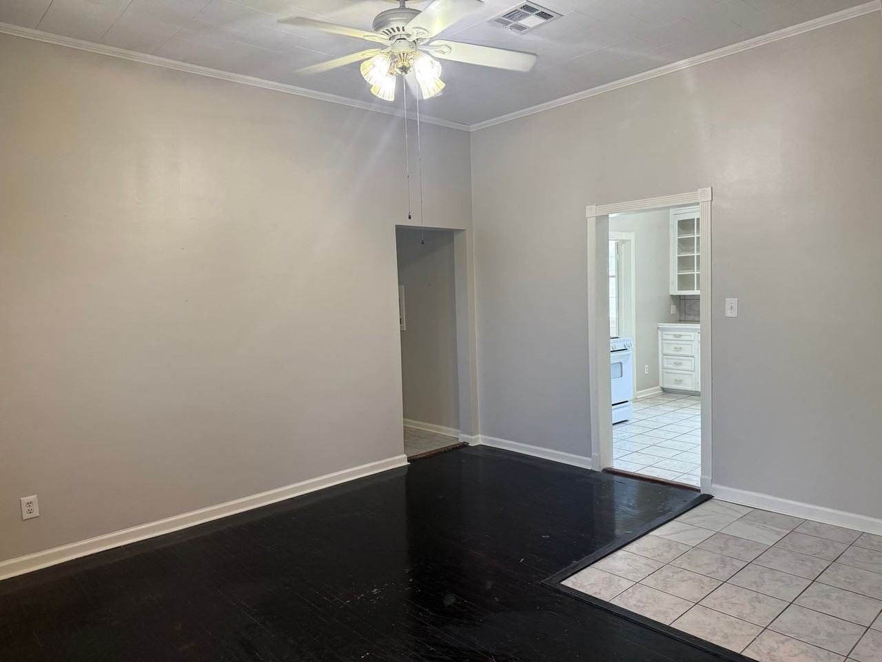 427 General Mouton Ave #A - Photo 3 of 15