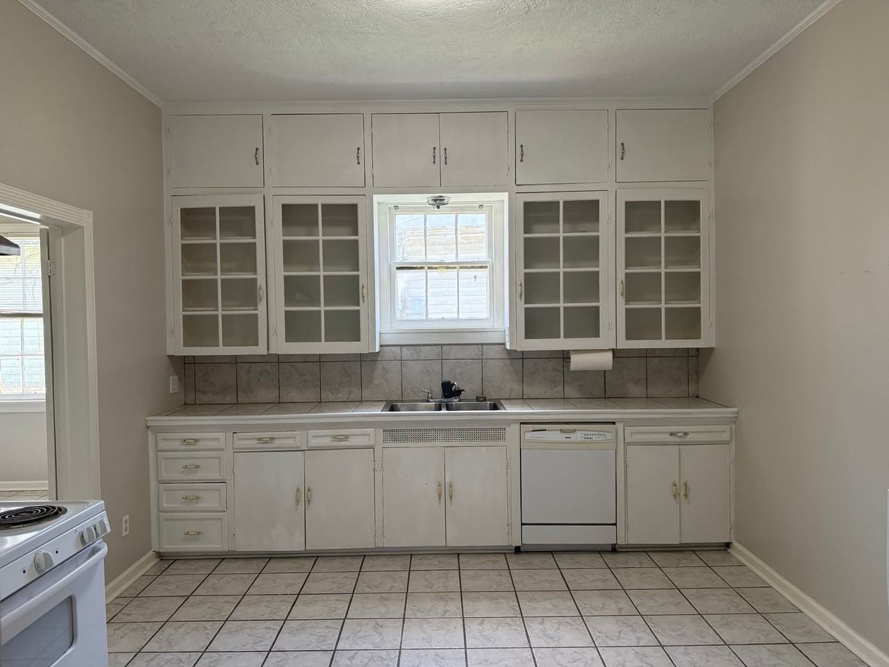 427 General Mouton Ave #A - Photo 7 of 15