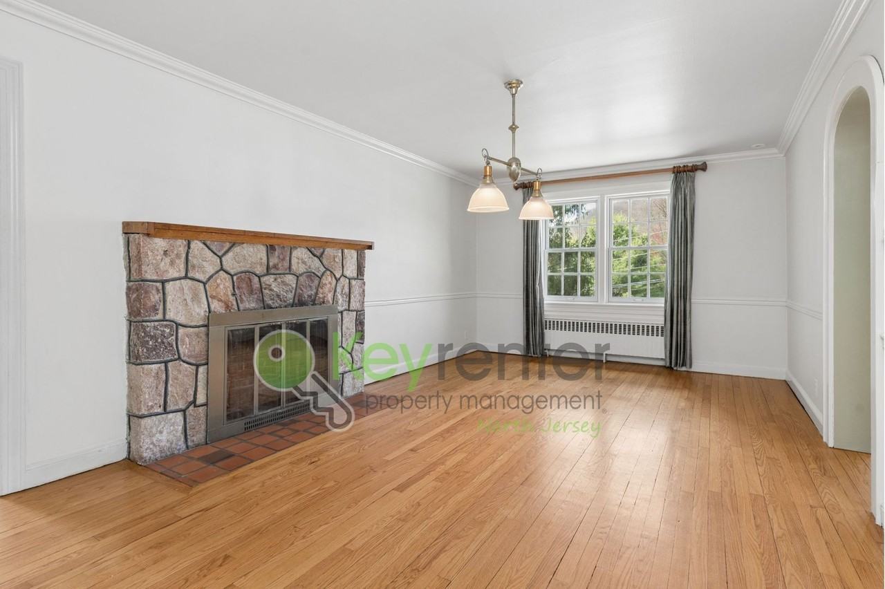 164 Burnt Meadow Rd - Photo 4 of 26