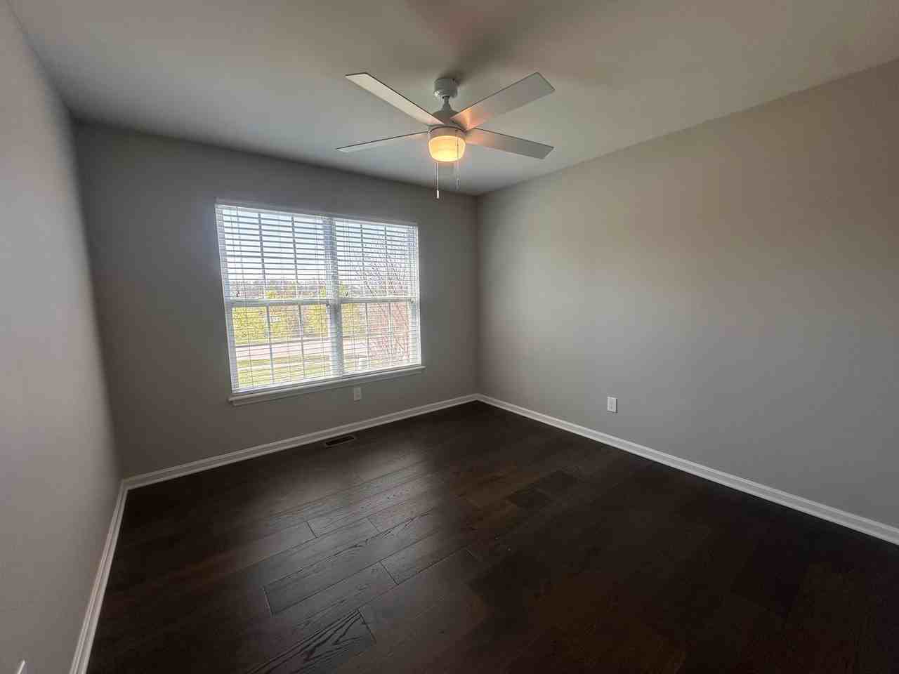16303 Rockcrest View Ln - Photo 4 of 36