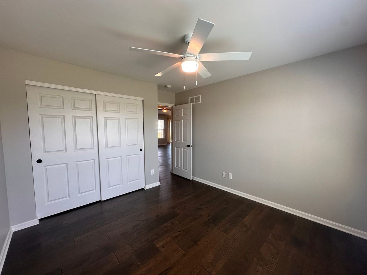 16303 Rockcrest View Ln - Photo 5 of 36