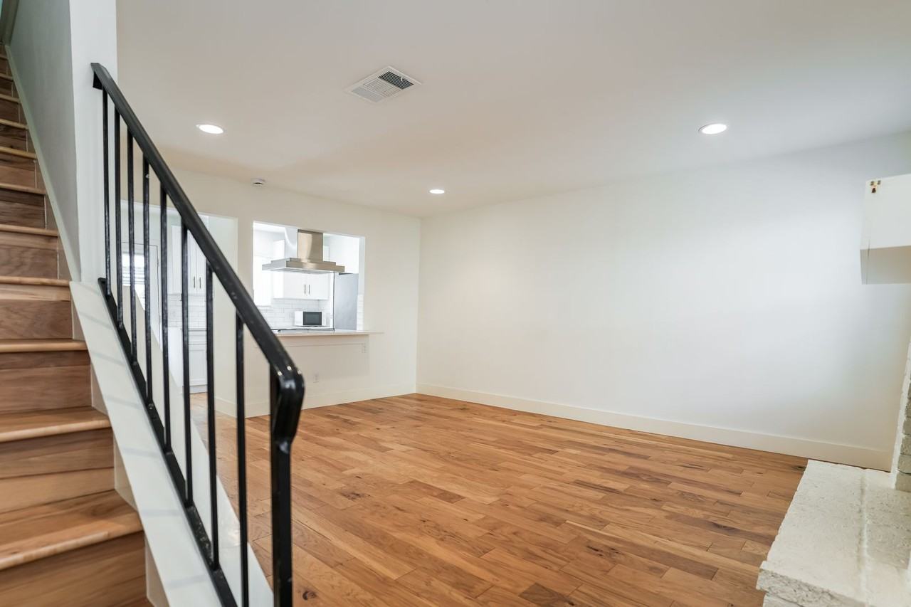 810 Banister Ln #806 - Photo 2 of 15