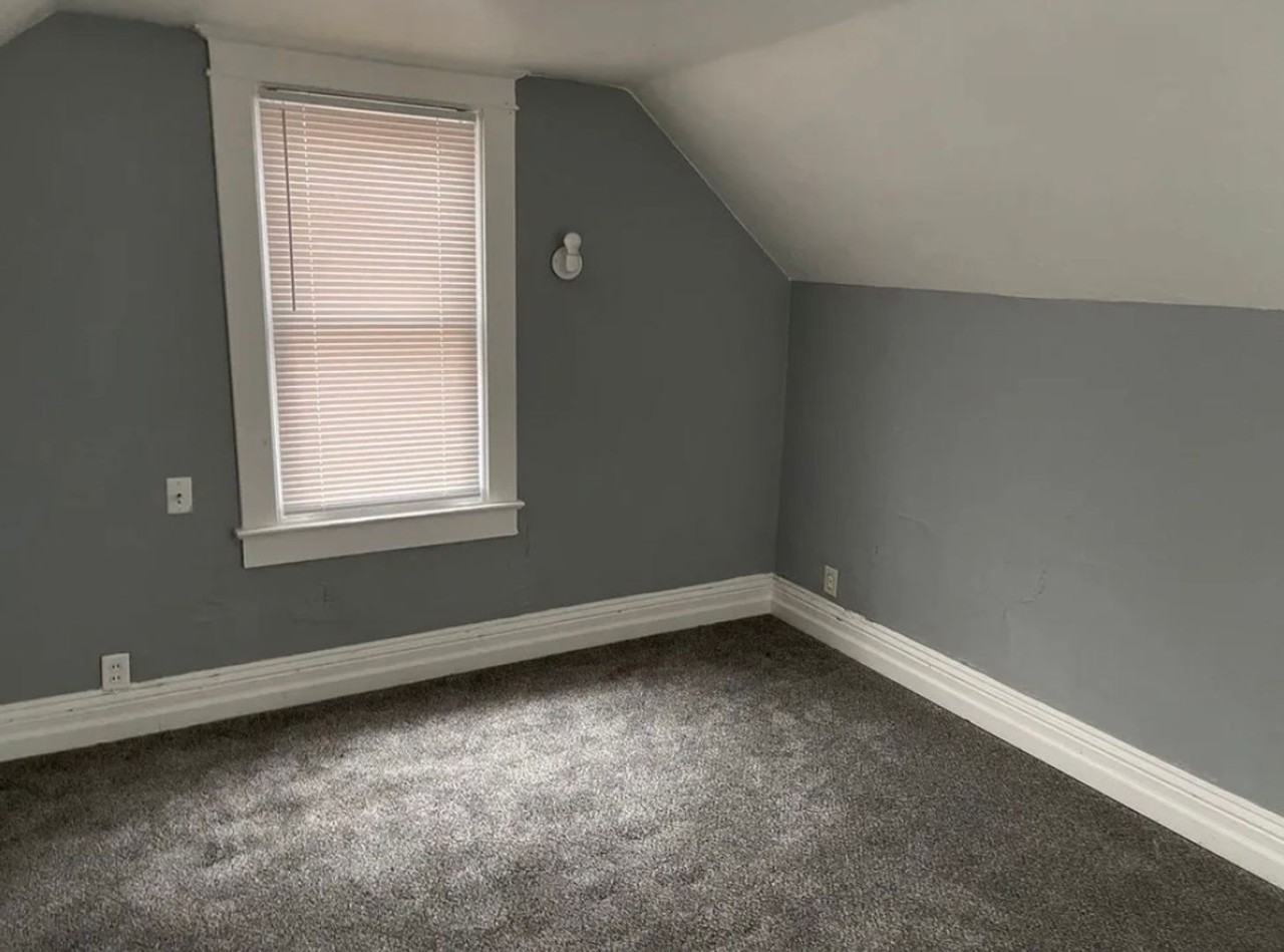 2257 S 10th St - Photo 5 of 11