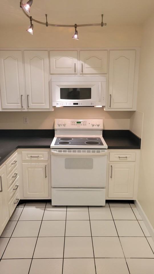 4607 W Fig St #203 - Photo 4 of 14