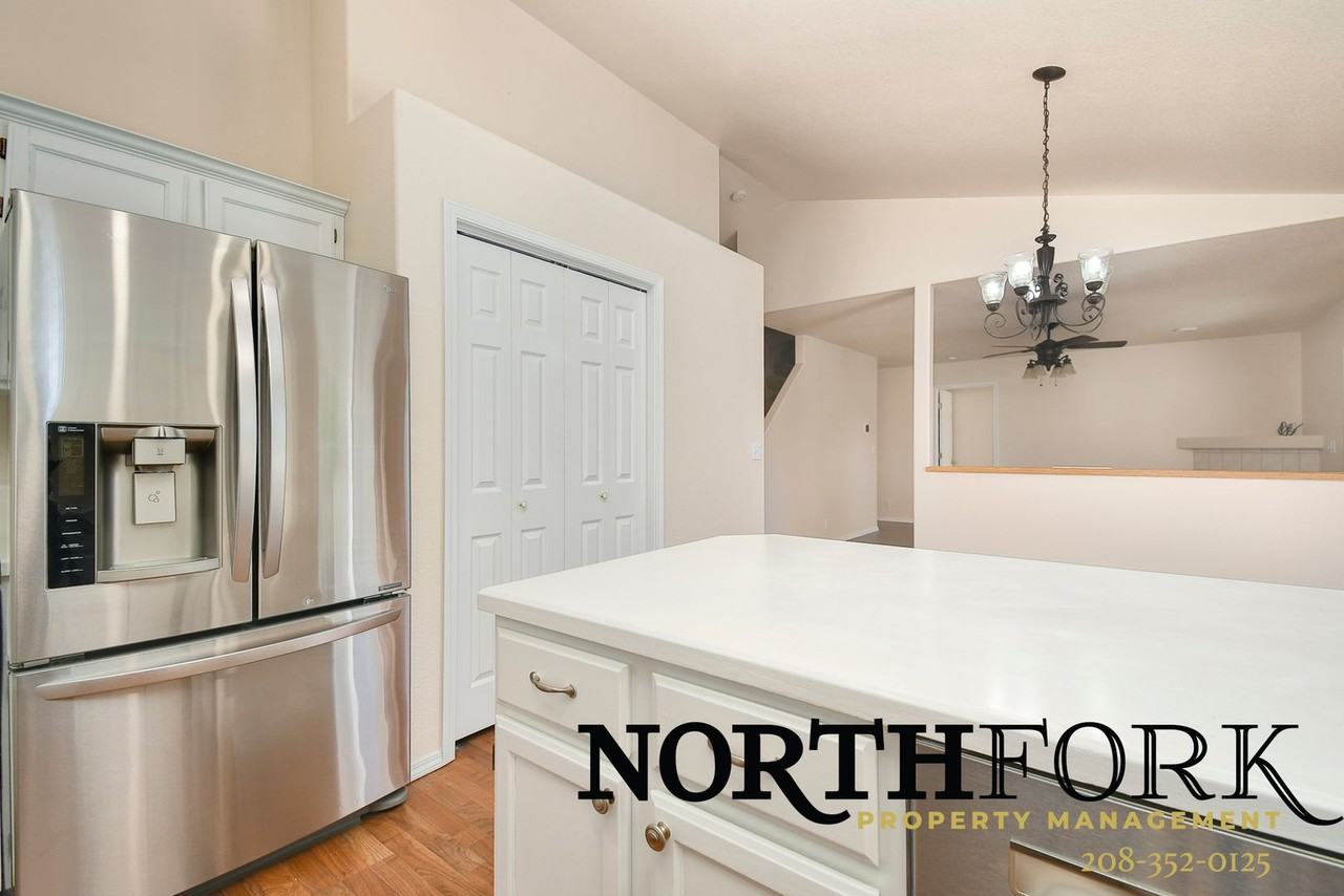 1785 N Trail Creek Way - Photo 6 of 15