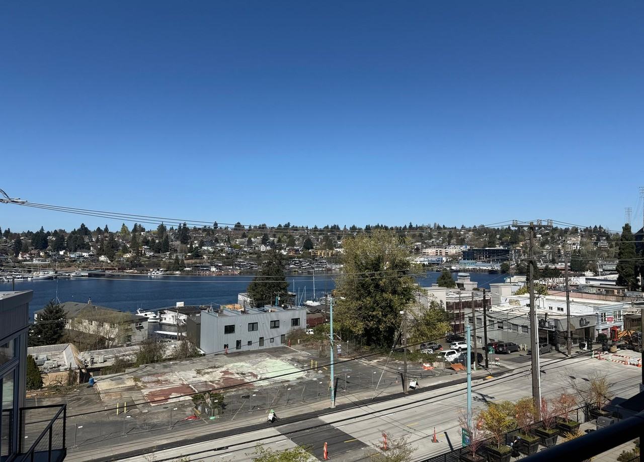 2960 Eastlake Ave E #411 - Photo 3 of 16