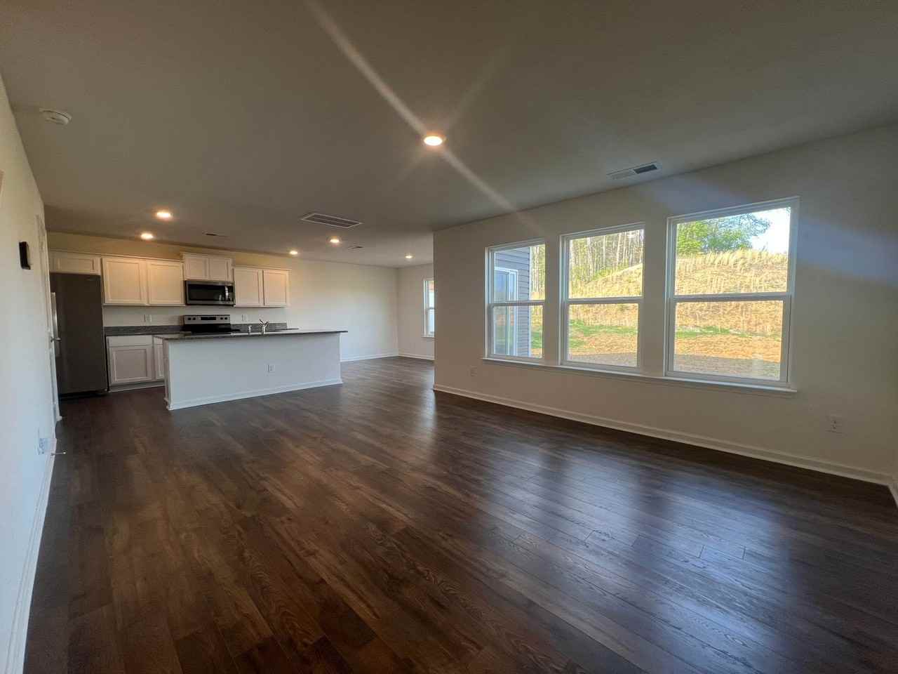 467 Cox Hollow Rd - Photo 2 of 19