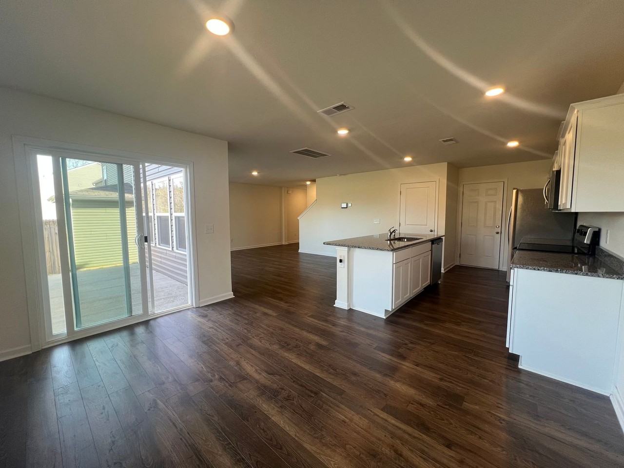 467 Cox Hollow Rd - Photo 6 of 19