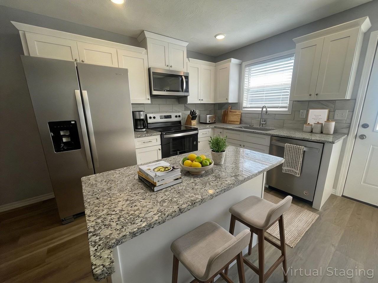 2 C St #B - Photo 4 of 10