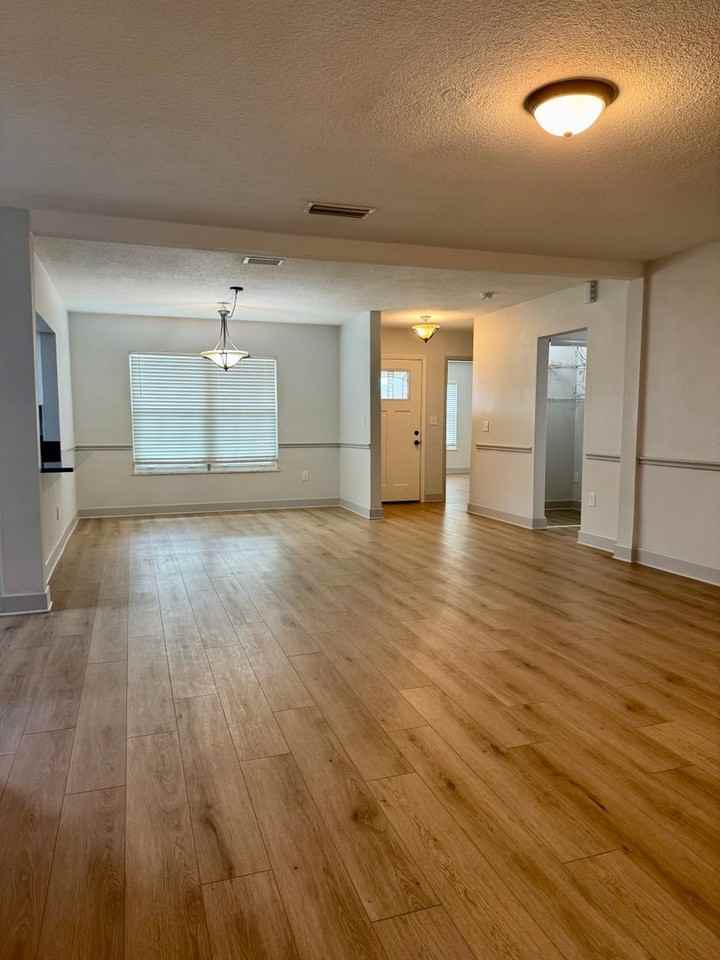 4314 N River View Ave - Photo 4 of 23