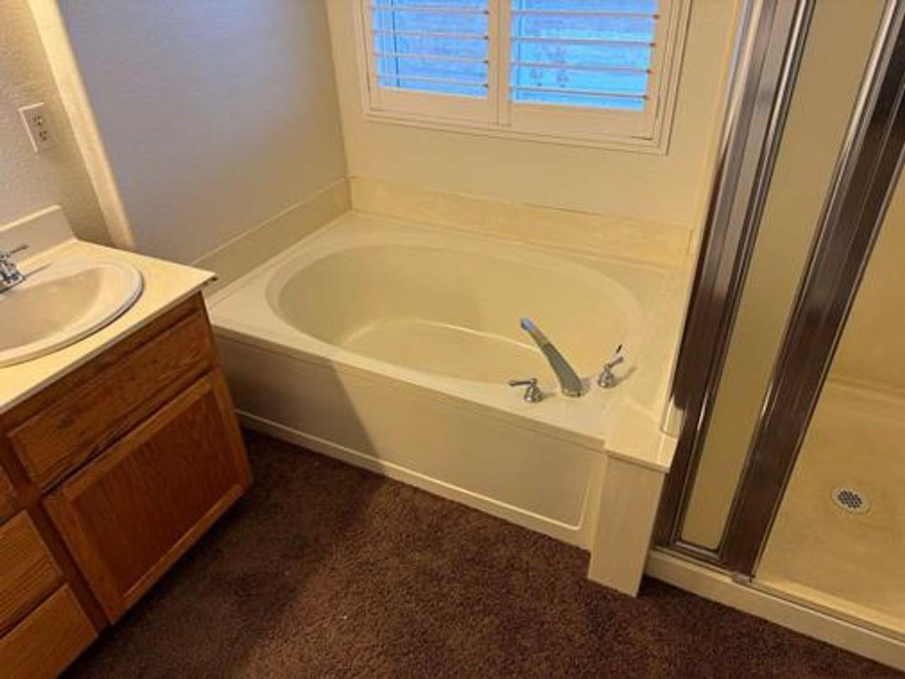 1000 Traditions St - Photo 6 of 11