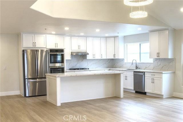 1308 Elm Ave - Photo 3 of 8