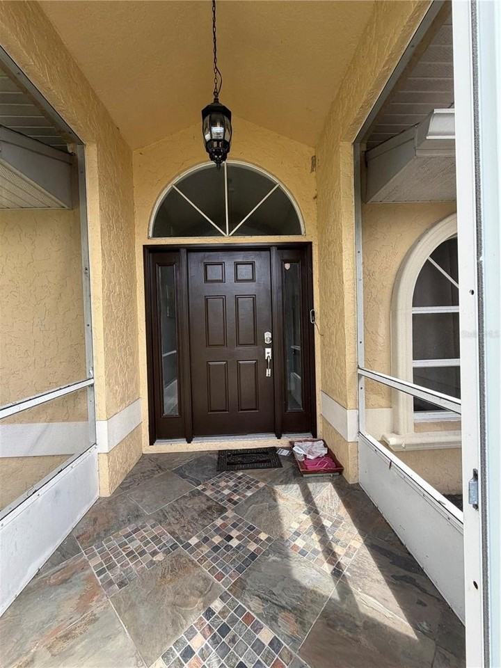 6972 Crock Ave - Photo 2 of 26