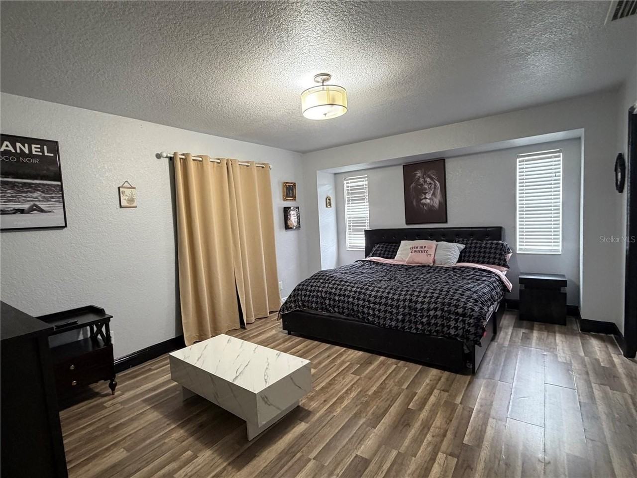 6972 Crock Ave - Photo 7 of 26