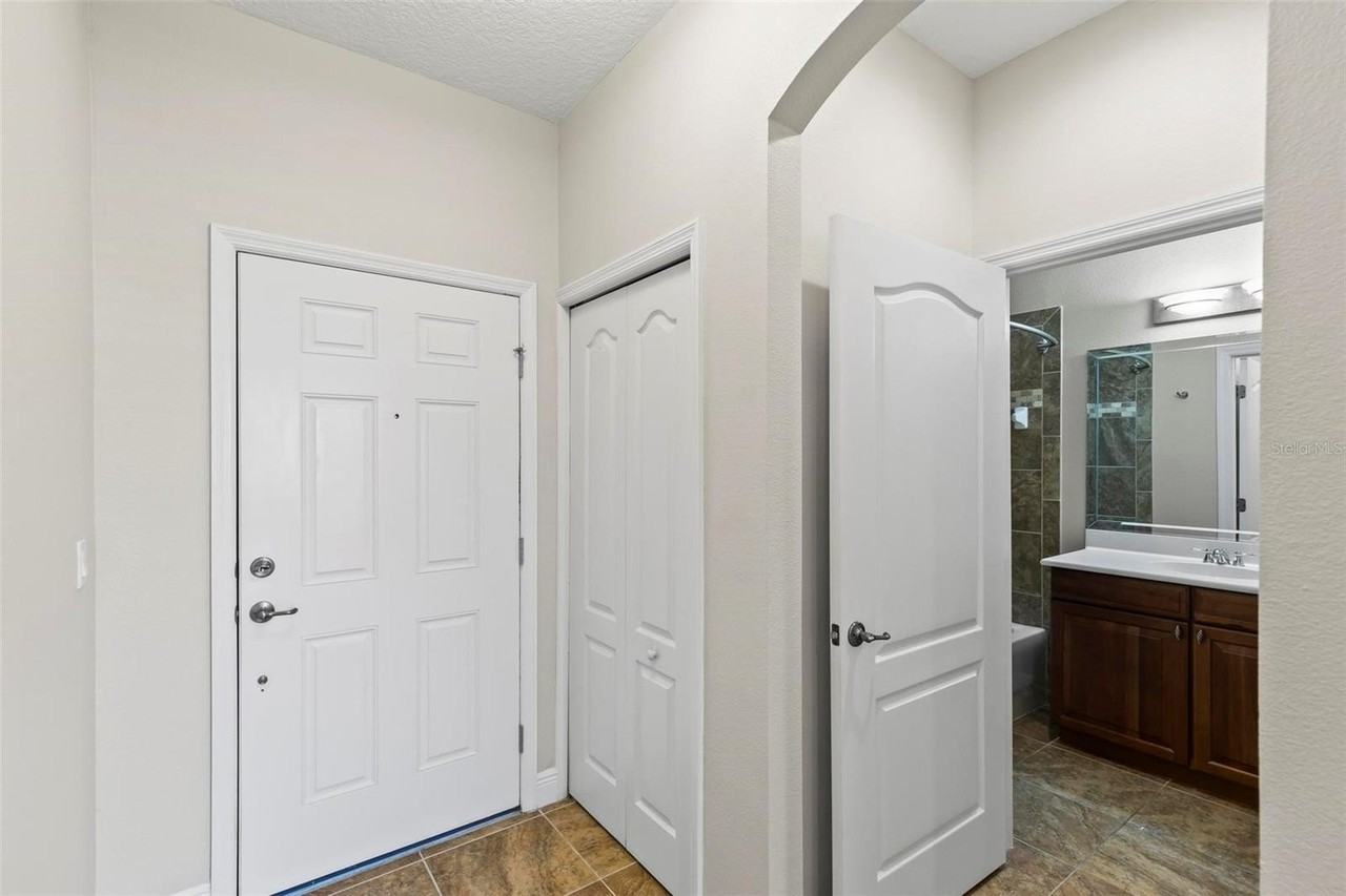 45 Riverview Bnd S #1911 - Photo 6 of 50