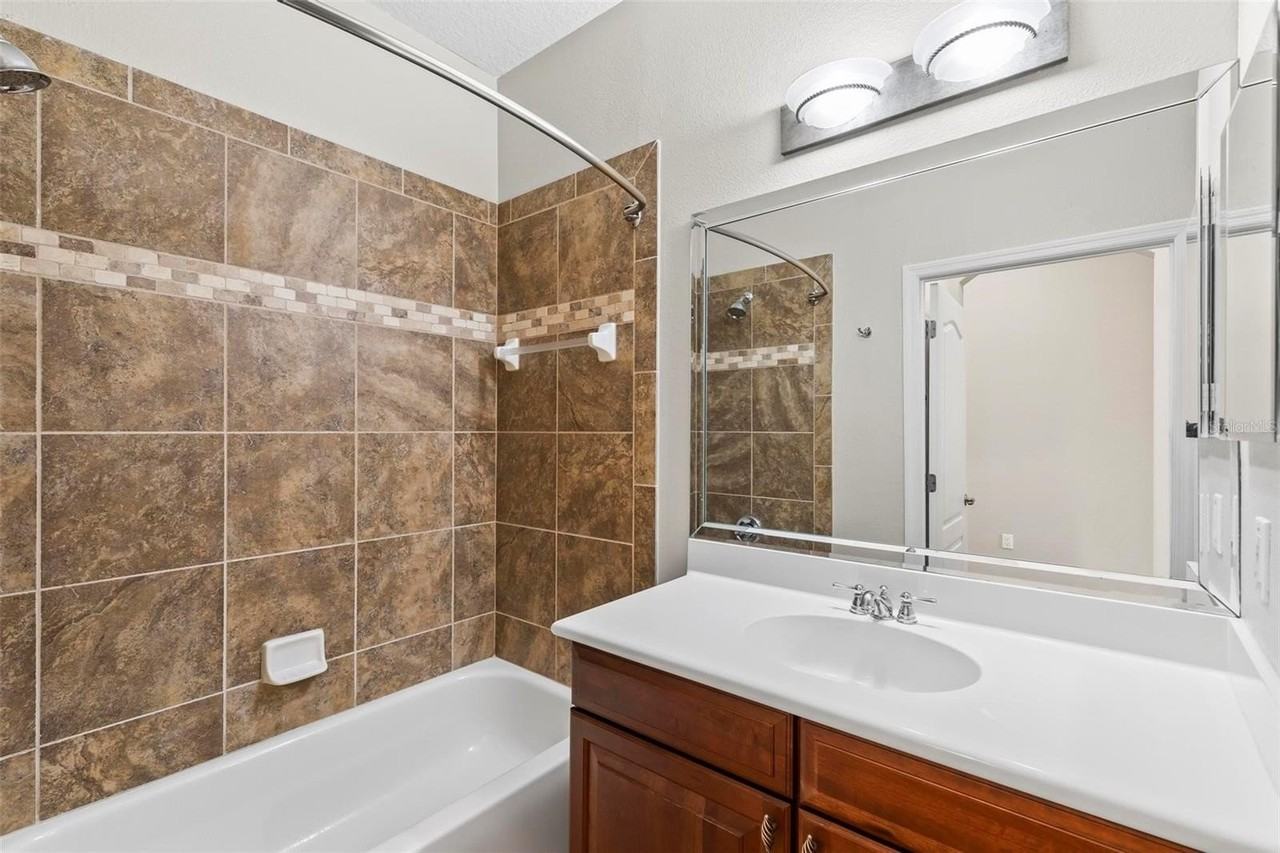 45 Riverview Bnd S #1911 - Photo 7 of 50