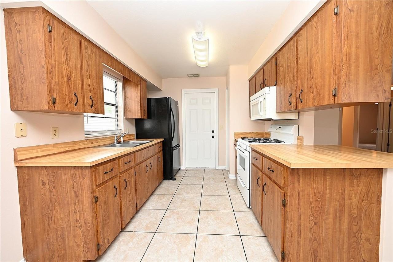 1018 Sunshine Way Sw - Photo 2 of 29