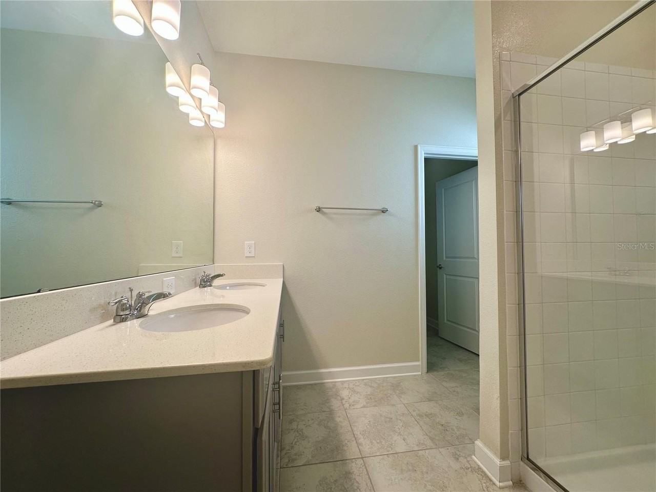 10247 Love Story St - Photo 4 of 37