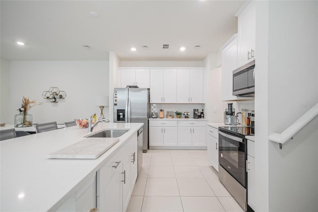 4377 Small Creek Rd - Photo 7 of 48