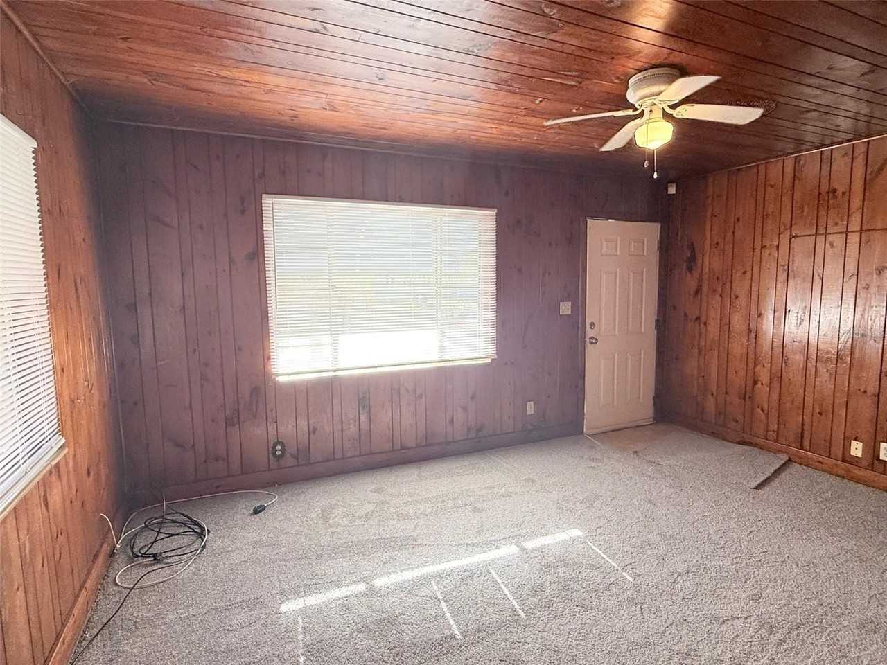 2835 Dr Martin Luther King Jr St S - Photo 2 of 28