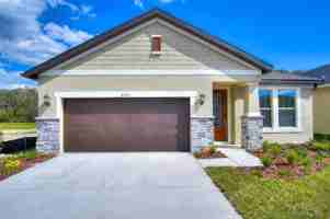 featured image of 4923 Rolling Green Dr