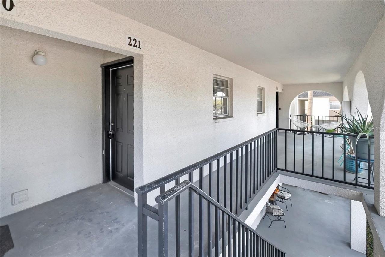 709 Russell Ln #C221 - Photo 4 of 31