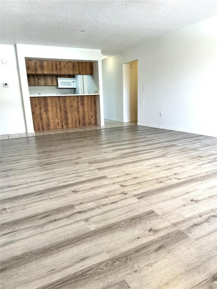 13608 S Village Dr #8203 - Photo 6 of 19