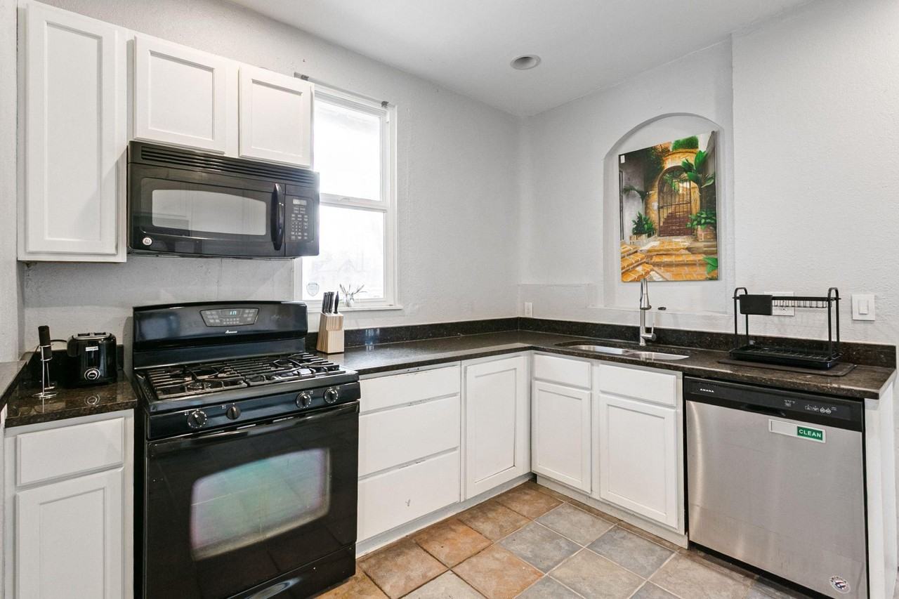 Federal Blvd - Photo 6 of 12