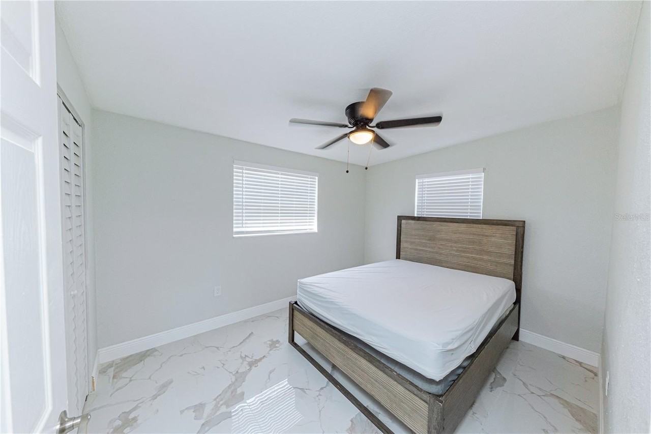 8717 91st Ter - Photo 6 of 18