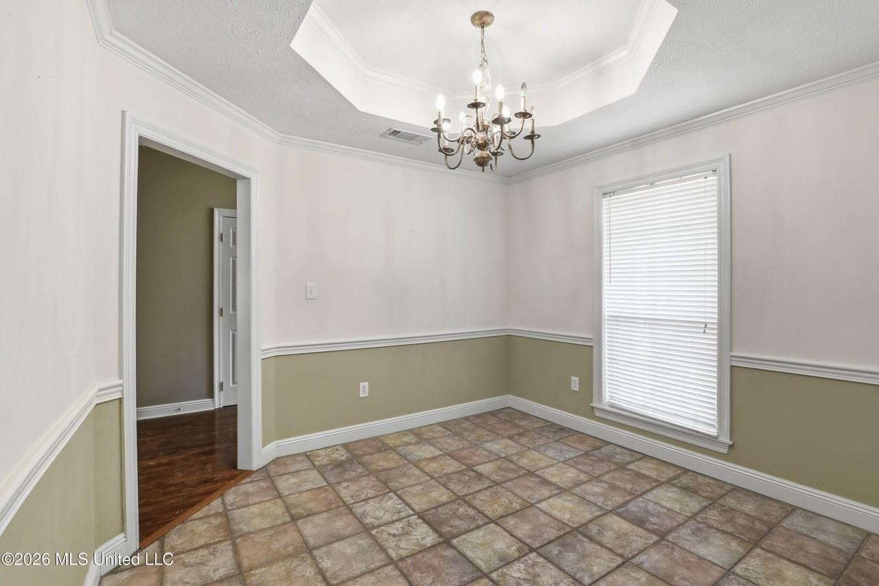 4012 Brookwood Dr - Photo 5 of 16