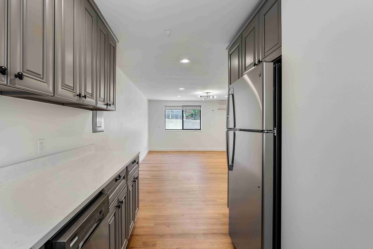 1016 East 900 South #2 - Photo 4 of 12