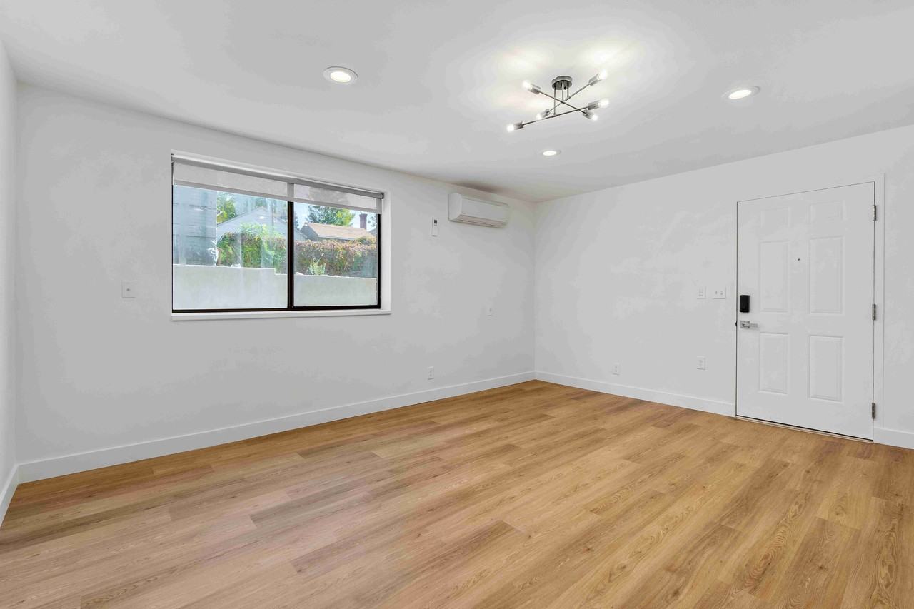 1016 East 900 South #2 - Photo 6 of 12