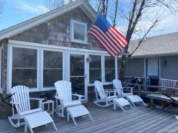 151 Ocean Rd - Photo 2 of 19