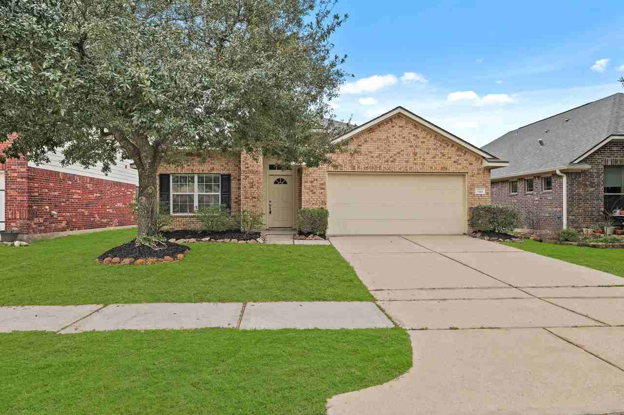 2818 Lockeridge Oaks Dr #1 - Photo 2 of 38