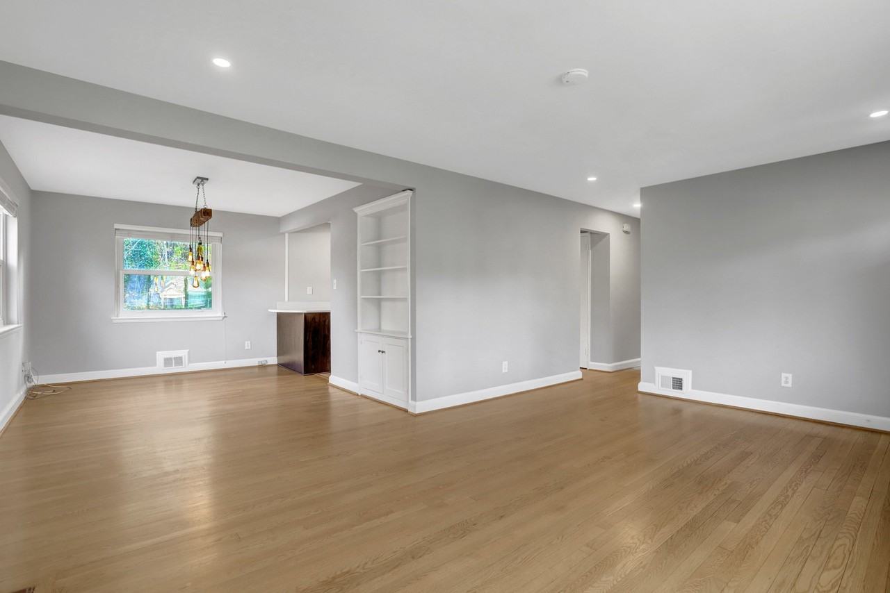 3713 Lockwood Ln #1 - Photo 2 of 29