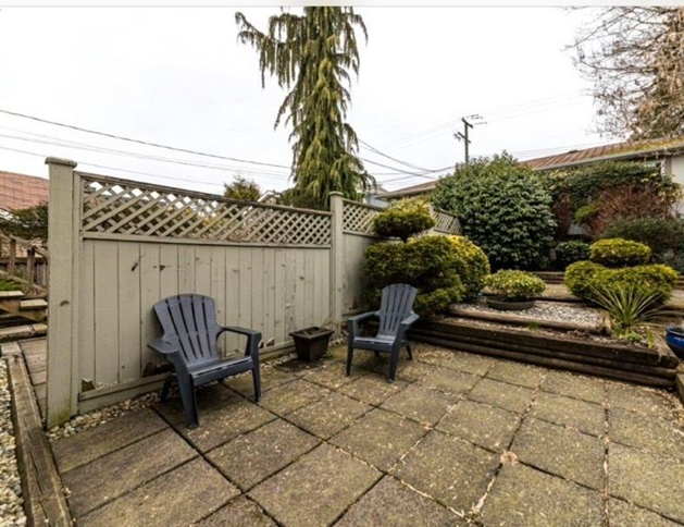 274 5th Street East #4 - Photo 3 of 7