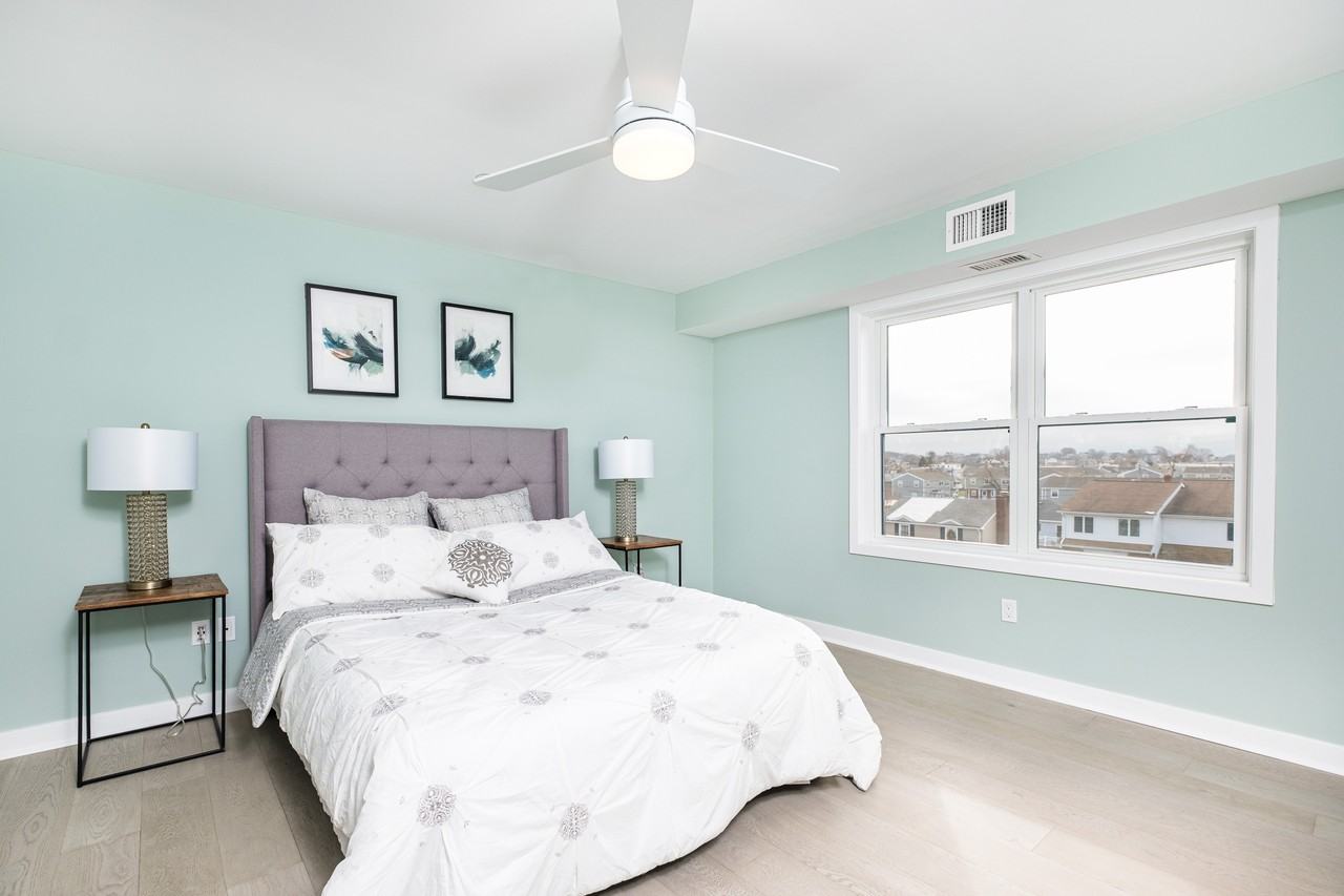 450 American Legion Hwy #304 - Photo 5 of 22